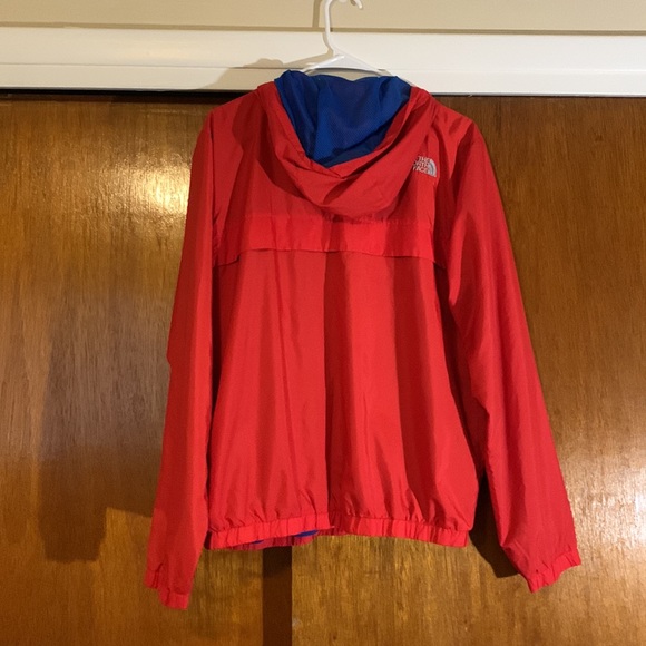 The North Face midweight windbreaker - Picture 3 of 3